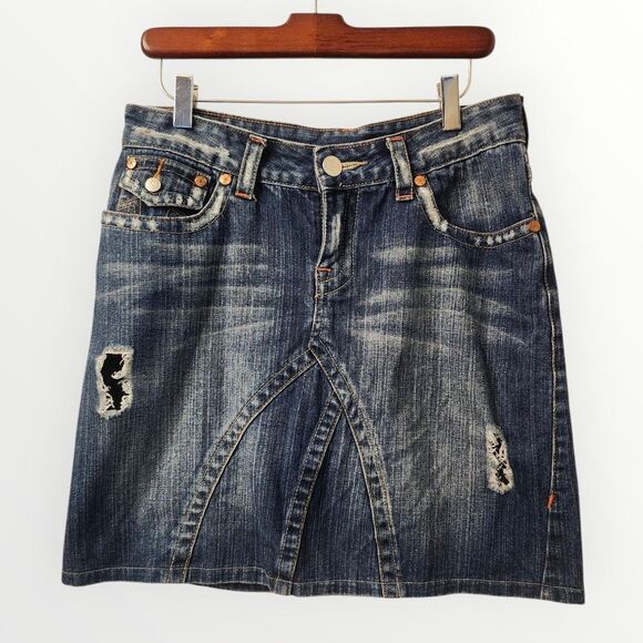 TRUE RELIGION Y2K Joey Mini Denim Skirt Distressed Women’s Made in USA Size 30 - Picture 1 of 10